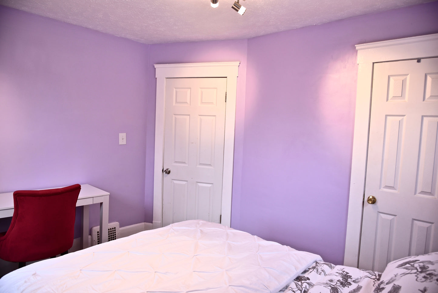 Lilac Room